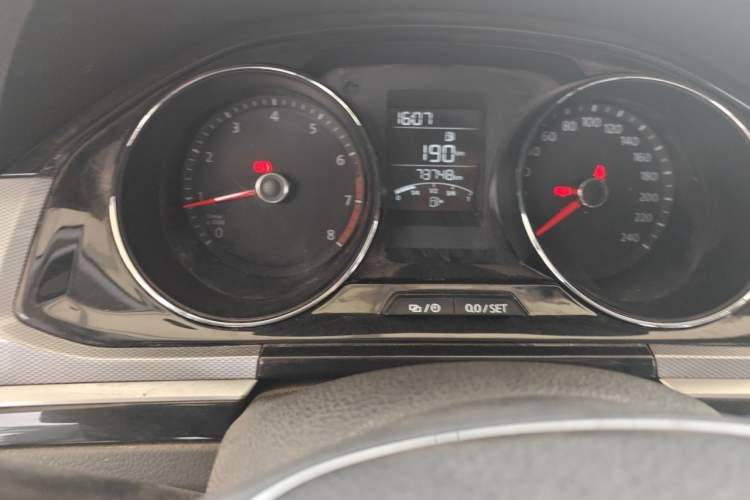 Used Volkswagen Bora 2017 1.6L Manual Comfort Model Odometer Close Up