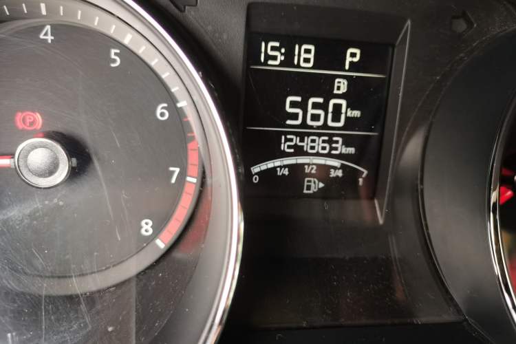 Used Volkswagen Bora 2017 1.6L Automatic Fashion Model Odometer Close Up