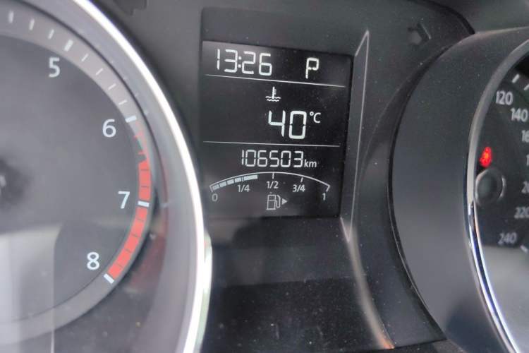 Used Volkswagen Bora 2017 1.6L Automatic Fashion Model Odometer Close Up