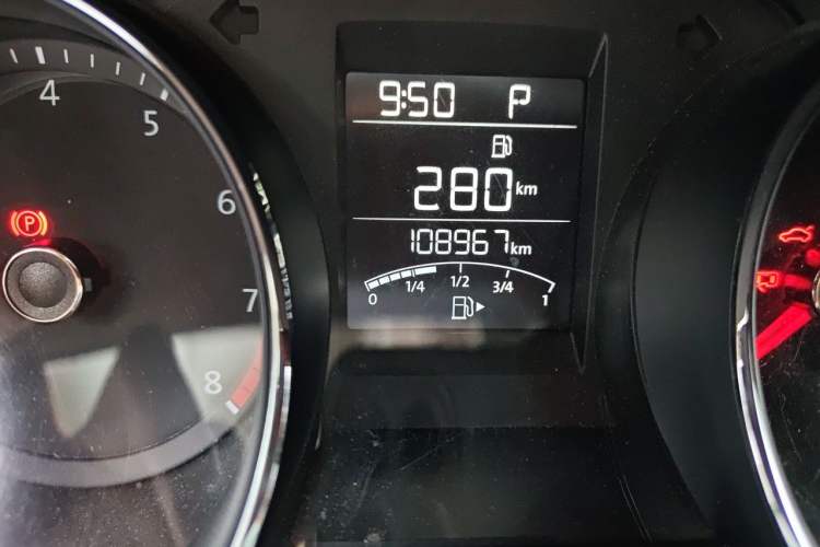 Used Volkswagen Bora 2017 1.6L Automatic Comfort Model Odometer Close Up