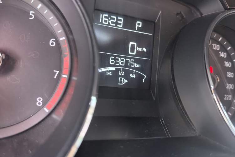 Used Volkswagen Bora 2017 1.6L Automatic Comfort Model Odometer Close Up