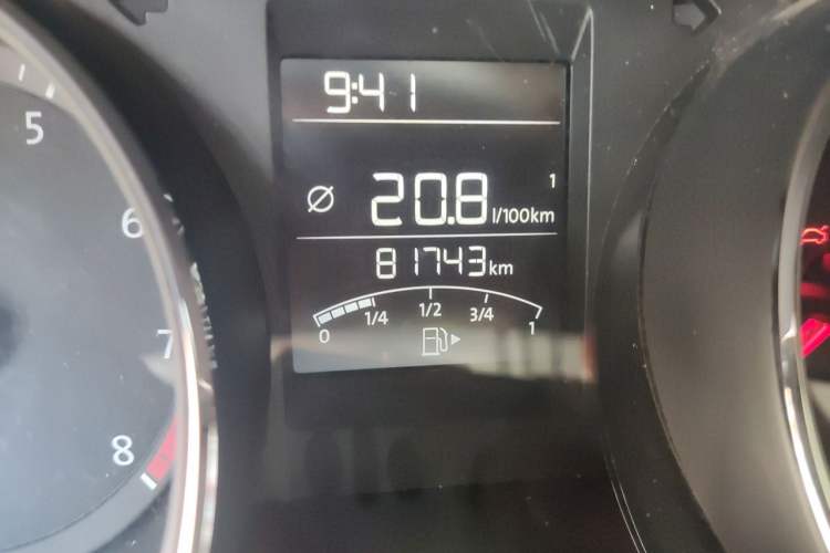 Used Volkswagen Bora 2017 1.6L Manual Fashion Model Odometer Close Up