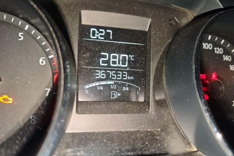 Used Volkswagen Bora 2017 1.6L Manual Fashion Model Odometer Close Up