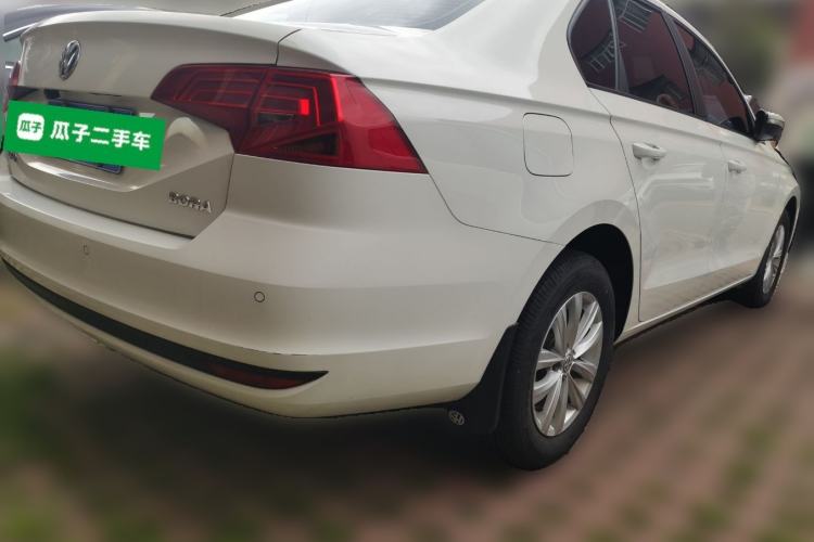 Used Volkswagen Bora 2017 1.6L Automatic Fashion Model Rear Right 45 Deg
