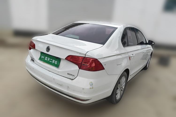 Used Volkswagen Bora 2017 1.6L Manual Comfort Model Rear Right 45 Deg