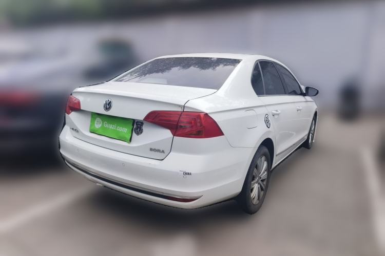 Used Volkswagen Bora 2017 1.6L Manual Comfort Model Rear Right 45 Deg