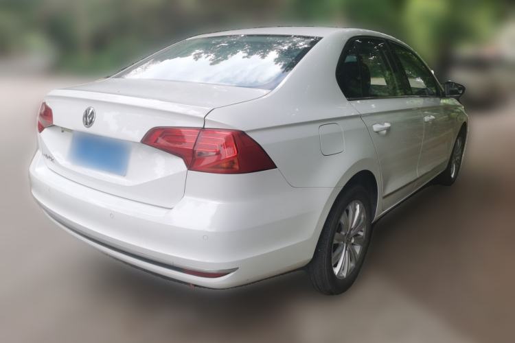Used Volkswagen Bora 2017 1.6L Manual Comfort Model Rear Right 45 Deg