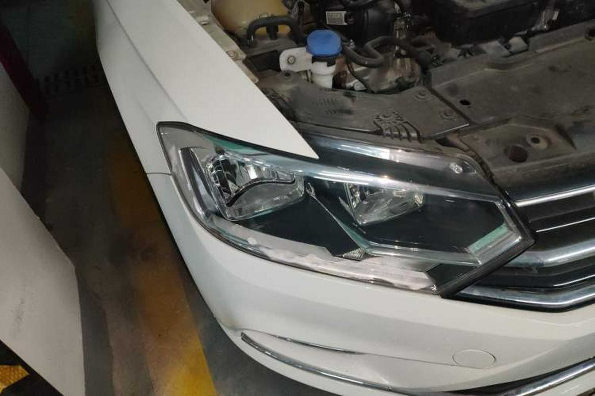 Used Volkswagen Bora 2017 1.6L Automatic Comfort Model Right Front Headlight
