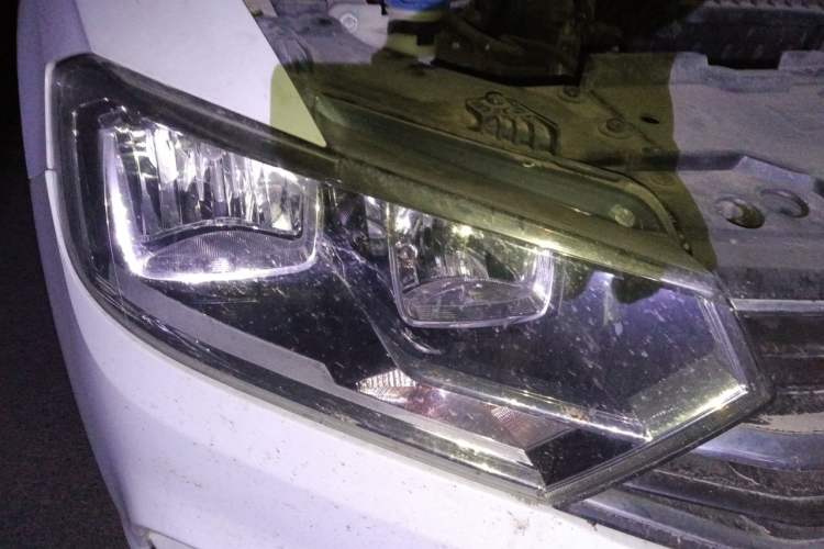 Used Volkswagen Bora 2017 1.6L Manual Fashion Model Right Front Headlight