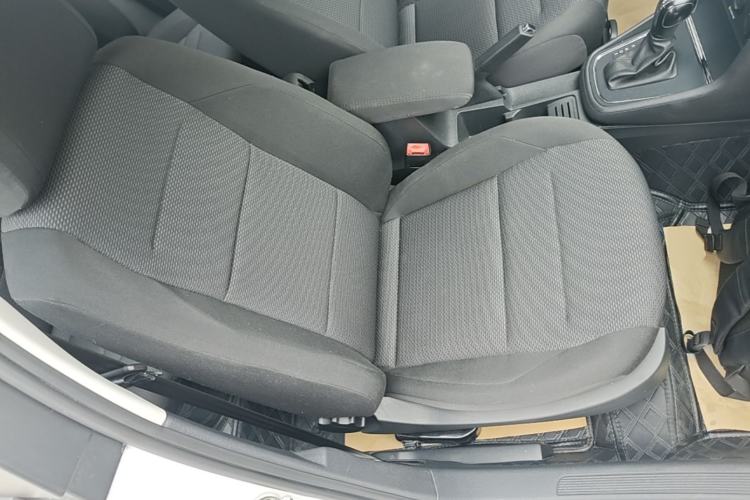 Used Volkswagen Bora 2017 1.6L Automatic Fashion Model Right Front Seat