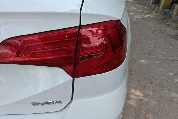 Used Volkswagen Bora 2017 1.6L Automatic Comfort Model Right Rear Taillight