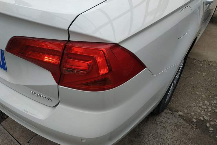 Used Volkswagen Bora 2017 1.6L Automatic Fashion Model Right Rear Taillight