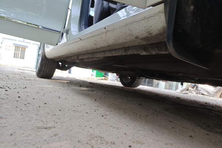 Used Volkswagen Bora 2017 1.6L Automatic Comfort Model Right Side Sill