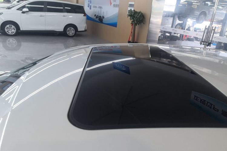 Used Volkswagen Bora 2017 1.6L Automatic Comfort Model Roof