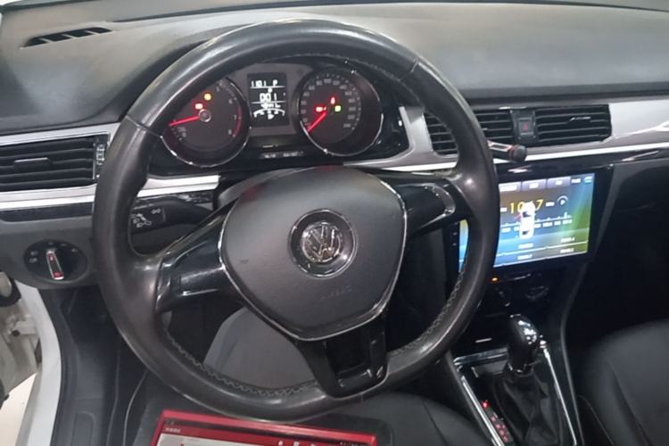 Used Volkswagen Bora 2017 1.6L Automatic Comfort Model Steering Wheel