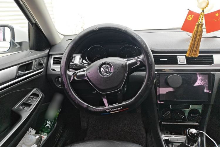 Used Volkswagen Bora 2017 1.6L Manual Comfort Model Steering Wheel