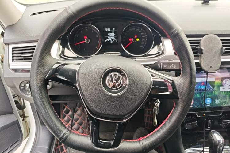 Used Volkswagen Bora 2017 1.6L Automatic Comfort Model Steering Wheel