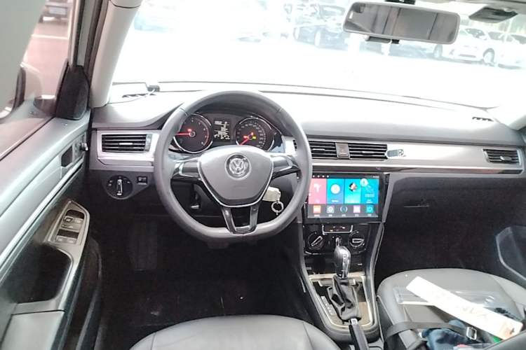 Used Volkswagen Bora 2017 1.6L Automatic Comfort Model Steering Wheel