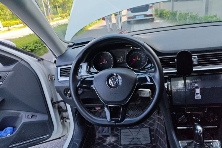 Used Volkswagen Bora 2017 1.6L Automatic Comfort Model Steering Wheel