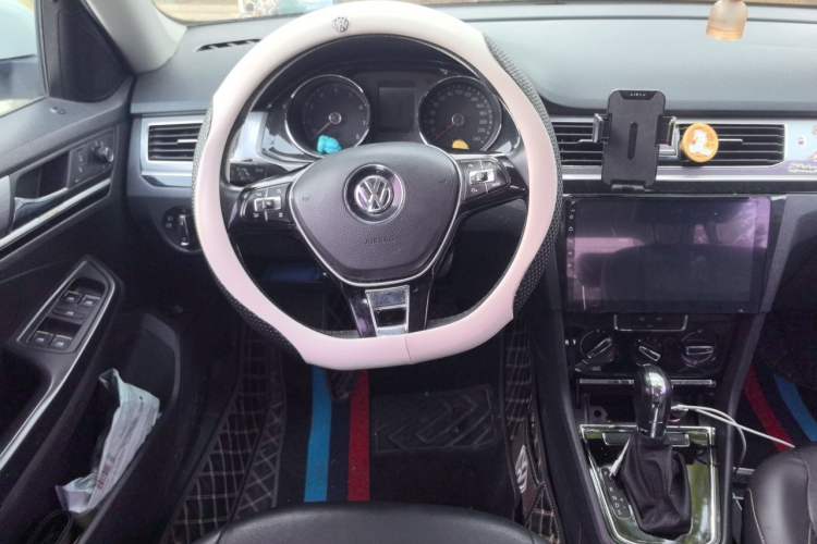 Used Volkswagen Bora 2017 1.6L Automatic Comfort Model Steering Wheel