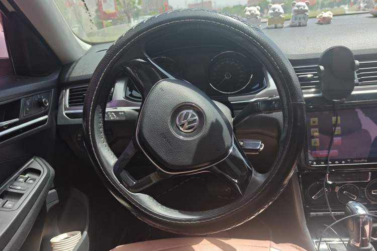 Used Volkswagen Bora 2017 1.6L Automatic Comfort Model Steering Wheel