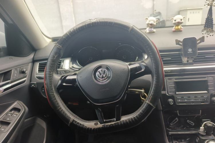 Used Volkswagen Bora 2017 1.6L Manual Comfort Model Steering Wheel