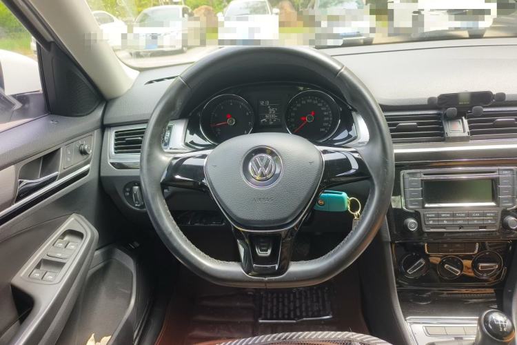 Used Volkswagen Bora 2017 1.6L Manual Comfort Model Steering Wheel