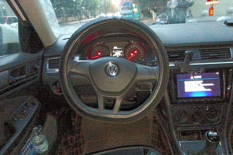 Used Volkswagen Bora 2017 1.6L Manual Fashion Model Steering Wheel
