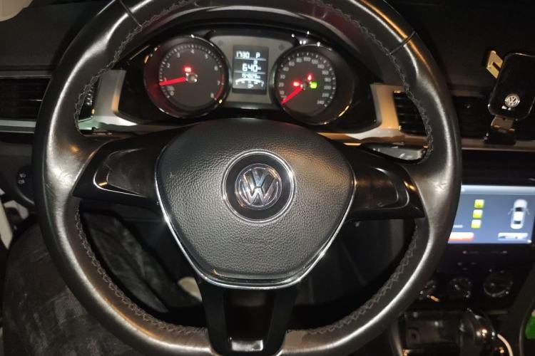 Used Volkswagen Bora 2017 1.6L Automatic Comfort Model Steering Wheel
