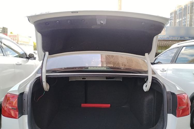 Used Volkswagen Bora 2017 1.6L Automatic Comfort Model Trunk