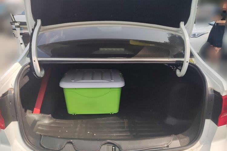 Used Volkswagen Bora 2017 1.6L Manual Fashion Model Trunk