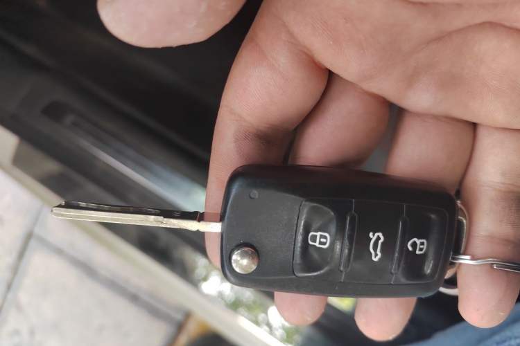 Used Volkswagen Bora 2017 1.6L Manual Comfort Model Vehicle Key
