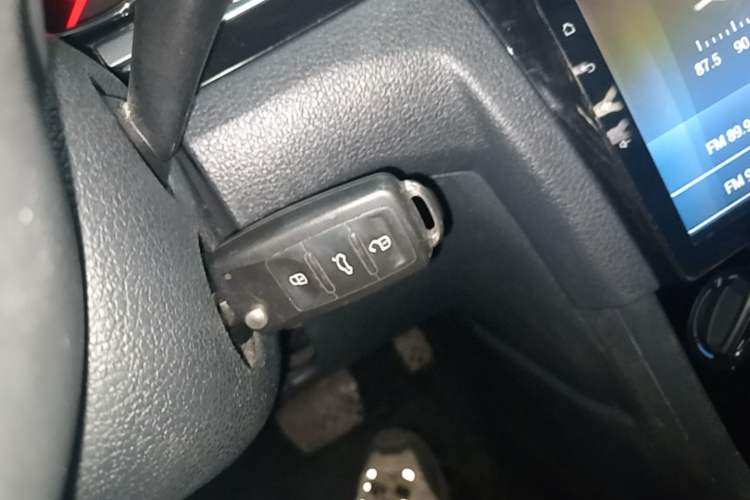Used Volkswagen Bora 2017 1.6L Automatic Comfort Model Vehicle Key