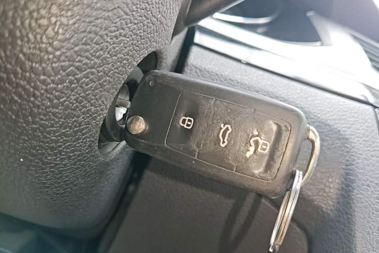 Used Volkswagen Bora 2017 1.6L Manual Comfort Model Vehicle Key