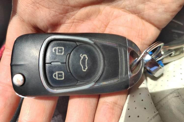Used Volkswagen Bora 2017 1.6L Automatic Fashion Model Vehicle Key