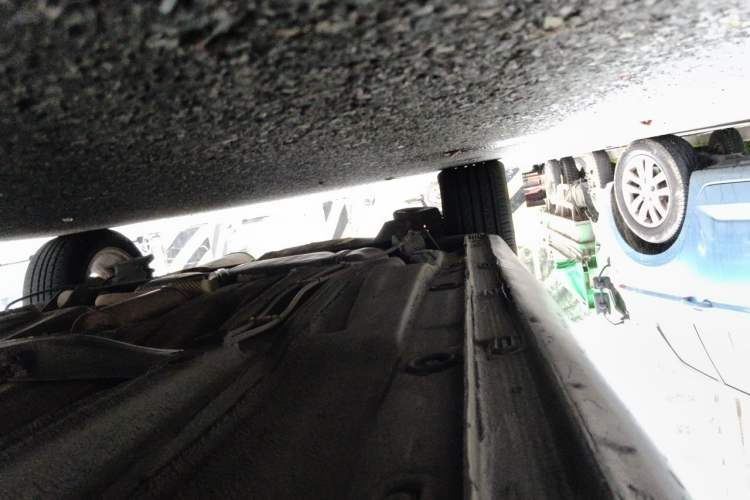 Used Volkswagen Bora 2017 1.6L Manual Comfort Model Chassis Front Right