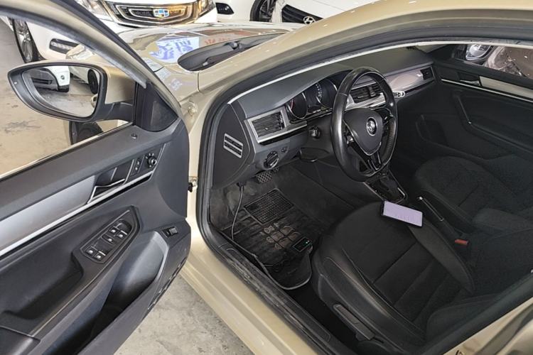 Used Volkswagen Bora 2017 1.6L Automatic Comfort Model Driver Seat