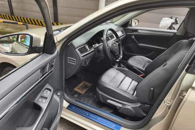 Used Volkswagen Bora 2017 1.6L Automatic Comfort Model Driver Seat