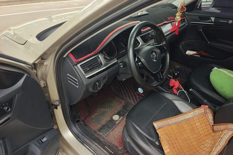 Used Volkswagen Bora 2017 1.6L Manual Comfort Model Driver Seat