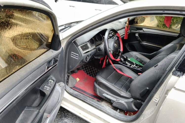 Used Volkswagen Bora 2017 1.6L Manual Comfort Model Driver Seat