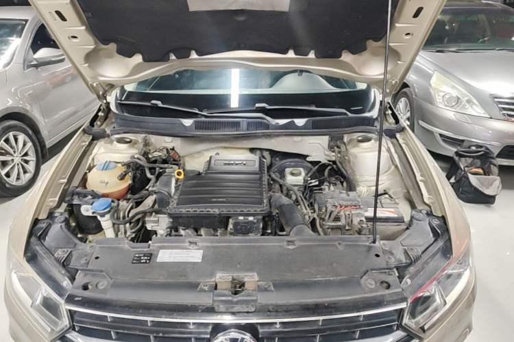 Used Volkswagen Bora 2017 1.6L Automatic Comfort Model Engine Bay
