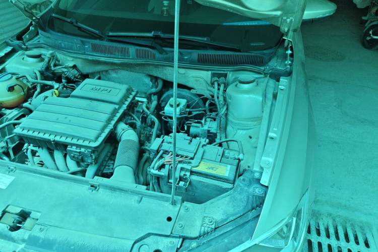 Used Volkswagen Bora 2017 1.6L Manual Comfort Model Engine Bay Left