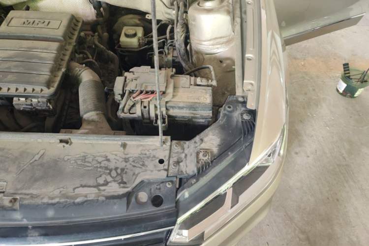 Used Volkswagen Bora 2017 1.6L Manual Comfort Model Engine Bay Left