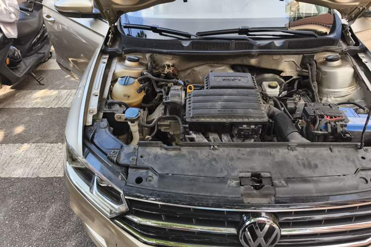 Used Volkswagen Bora 2017 1.6L Automatic Comfort Model Engine Bay Right