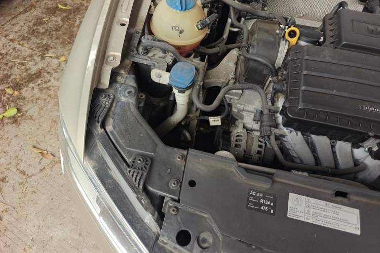 Used Volkswagen Bora 2017 1.6L Manual Comfort Model Engine Bay Right