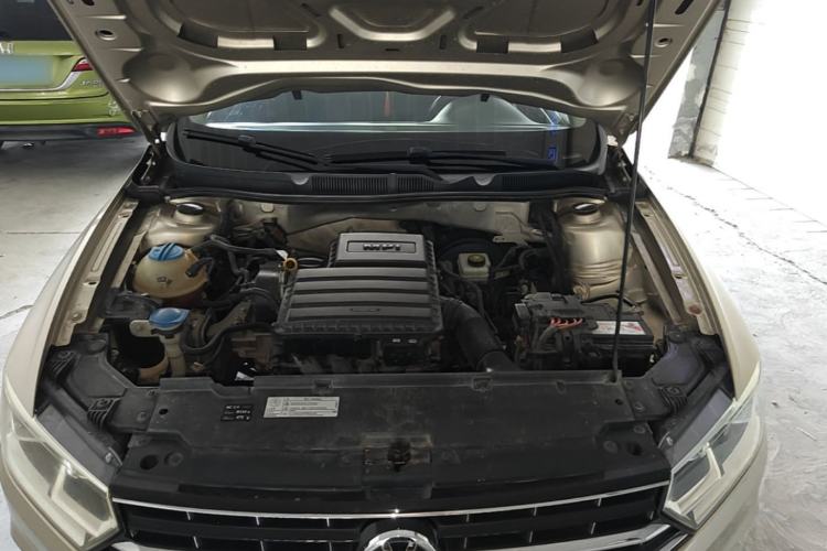 Used Volkswagen Bora 2017 1.6L Manual Comfort Model Engine Bay