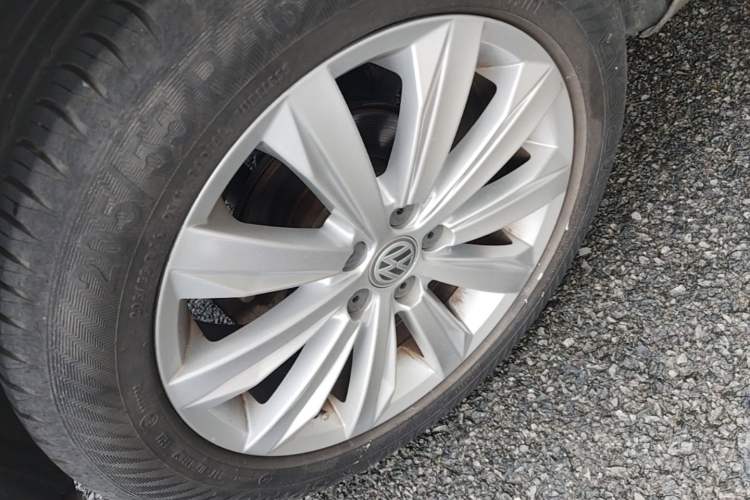 Used Volkswagen Bora 2017 1.6L Automatic Comfort Model Exterior 5