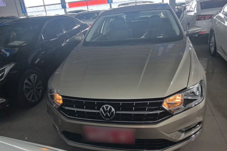 Used Volkswagen Bora 2017 1.6L Automatic Comfort Model Front