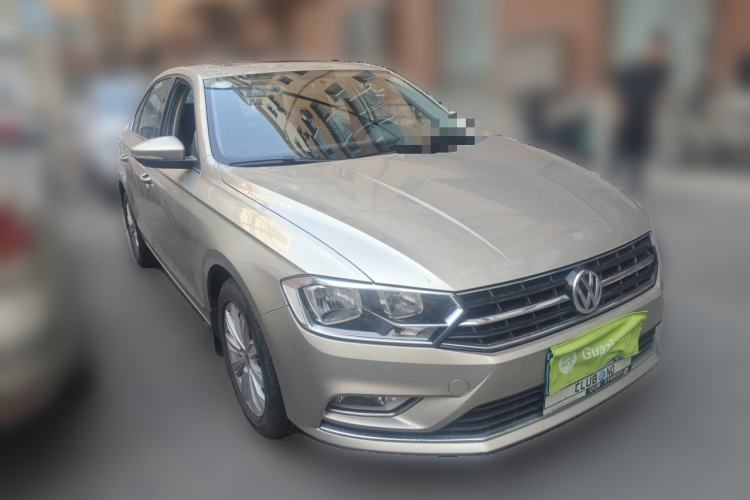 Used Volkswagen Bora 2017 1.6L Automatic Comfort Model Front Right 45 Deg