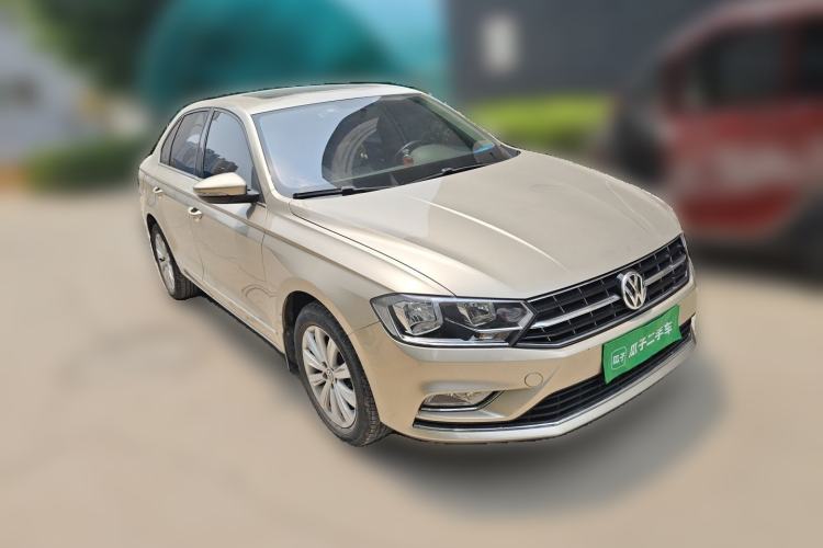 Used Volkswagen Bora 2017 1.6L Manual Comfort Model Front Right 45 Deg